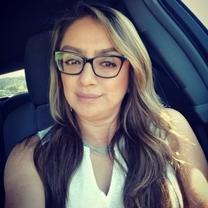 Meet your Posher, Vickie